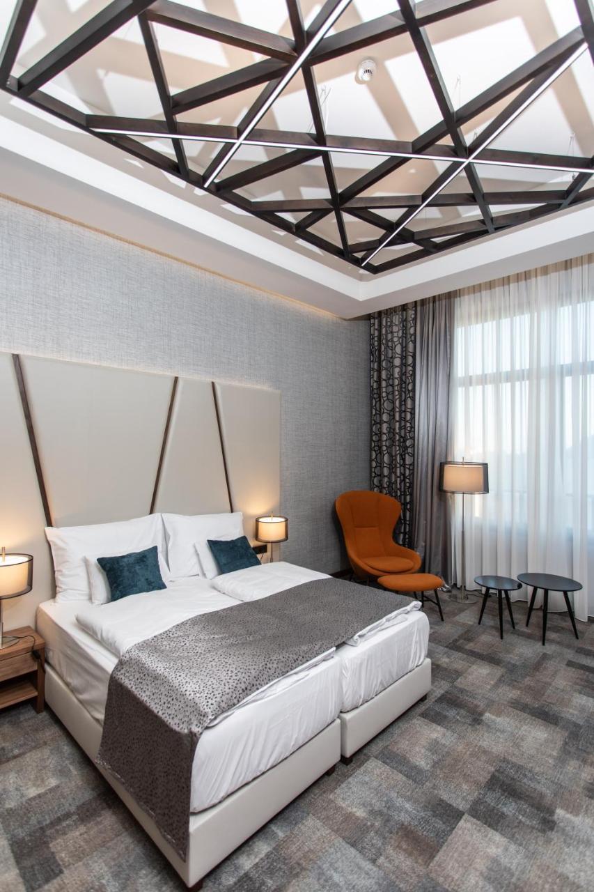 סזומבאת'לי Artis Boutique Hotel מראה חיצוני תמונה
