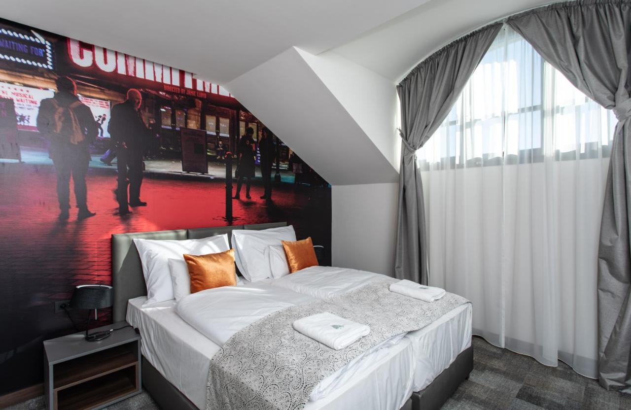 סזומבאת'לי Artis Boutique Hotel מראה חיצוני תמונה